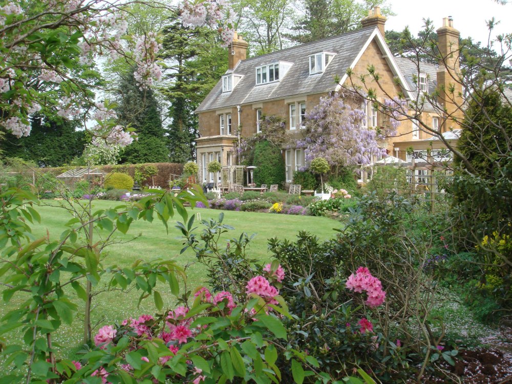 Cotswold bed and breakfast Uplands House