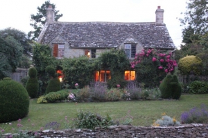 Yew Tree Cottage at dusk